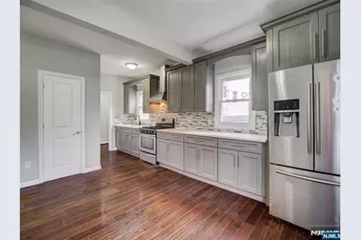 37 William Street, East Orange, NJ 07017 - Photo 9