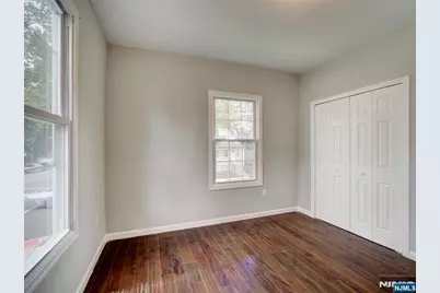 37 William Street, East Orange, NJ 07017 - Photo 5