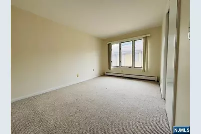 1385 15th Street 2nd Fl #2nd FL, Fort Lee, NJ 07024 - Photo 9