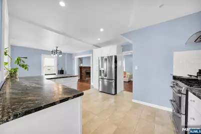 61 Buena Vista Avenue, Hawthorne, NJ 07506 - Photo 11