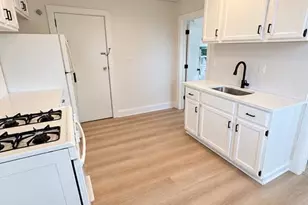 536 Lake Ave, Lyndhurst Township, NJ 07071 - Photo 7