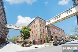 227 Columbus Dr 214B, Jersey City, NJ 07302 - Photo 11