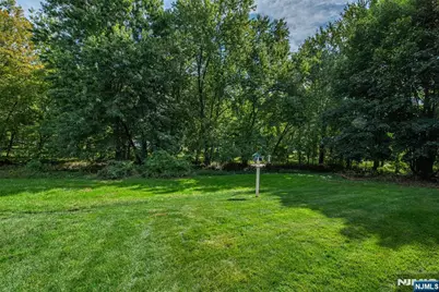 15-15 Jordan Road, Fair Lawn, NJ 07410 - Photo 23