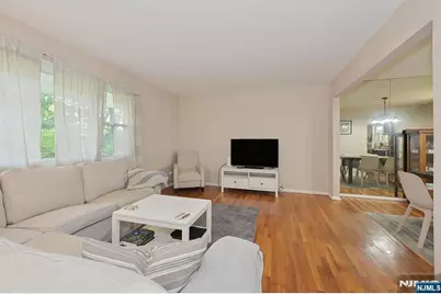 91 Legion Place, Hillsdale, NJ 07642 - Photo 9