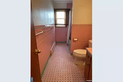 671 Chase Avenue, Lyndhurst Township, NJ 07071 - Photo 11