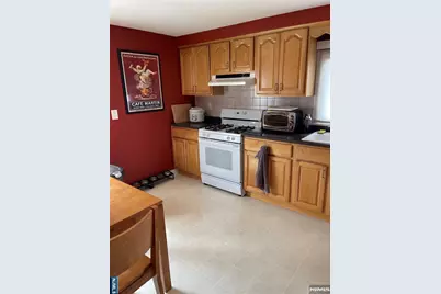 671 Chase Avenue, Lyndhurst Township, NJ 07071 - Photo 19