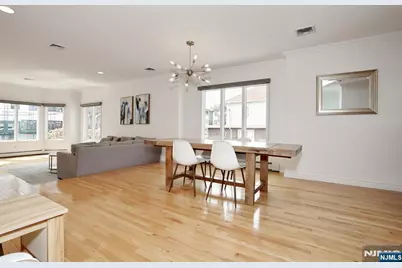 27 Lawton Avenue C0027 #C0027, Cliffside Park, NJ 07010 - Photo 7