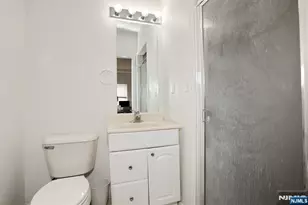 27 Lawton Ave C0027, Cliffside Park, NJ 07010 - Photo 31