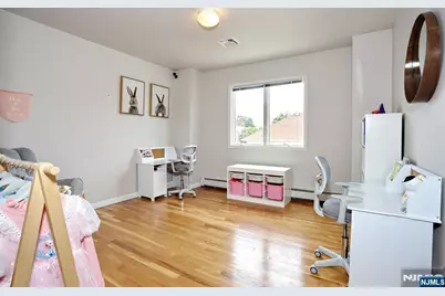 27 Lawton Avenue C0027 #C0027, Cliffside Park, NJ 07010 - Photo 23