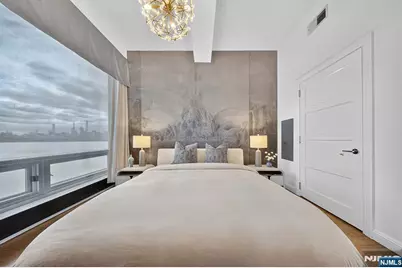 9 Somerset Lane 410 #410, Edgewater, NJ 07020 - Photo 13
