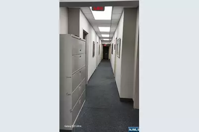 474 Sylvan Avenue 2nd Floor, Unit #2nd Floor, Unit, Englewood Cliffs, NJ 07632 - Photo 3