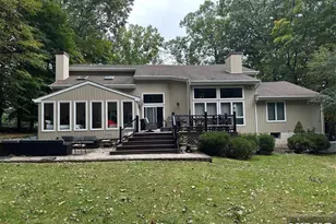 51 Weiss Rd, Upper Saddle River, NJ 07458 - Photo 3