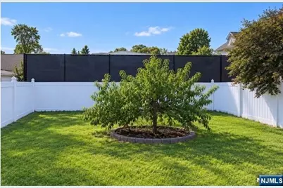 17 Whittlesey, West Orange Township, NJ 07050 - Photo 3