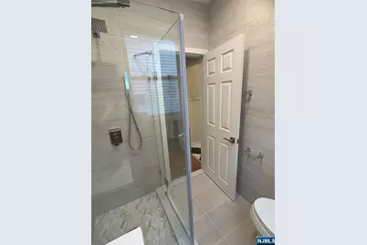 194 Hillside Avenue 2 #2, Glen Ridge, NJ 07028 - Photo 13