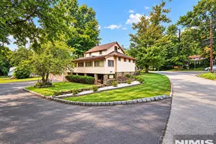 830 Circle Ave, Franklin Lakes, NJ 07417 - Photo 1