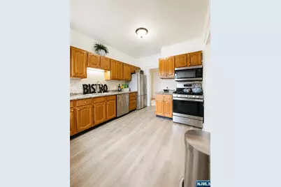 168 W Passaic Street, Maywood, NJ 07607 - Photo 31