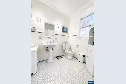 168 W Passaic Street, Maywood, NJ 07607 - Photo 5