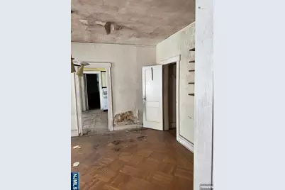 36 20th Street, East Orange, NJ 07018 - Photo 5