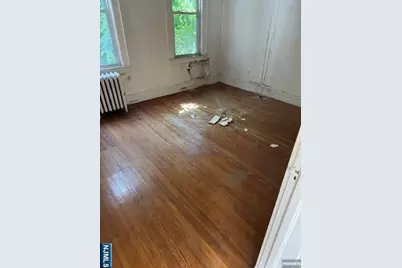36 20th Street, East Orange, NJ 07018 - Photo 29