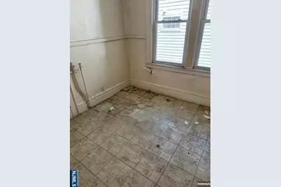 36 20th Street, East Orange, NJ 07018 - Photo 33