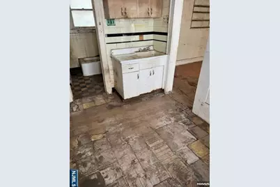 36 20th Street, East Orange, NJ 07018 - Photo 11