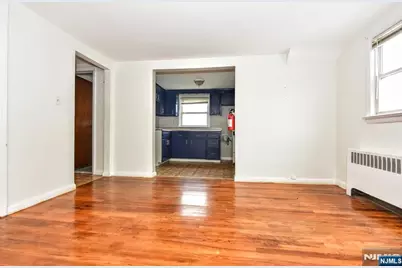 391 Macarthur Avenue, Garfield, NJ 07026 - Photo 7