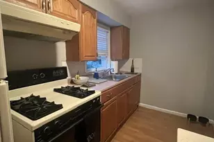 165 Woods Ave 2nd Fl, Bergenfield, NJ 07621 - Photo 17