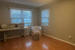 165 Woods Ave 2nd Fl, Bergenfield, NJ 07621 - Photo 9