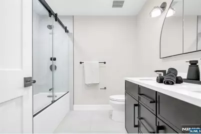 188 Broadway 4 #4, Woodcliff Lake, NJ 07677 - Photo 27