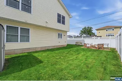 7 Grant Street, Elmwood Park, NJ 07407 - Photo 37