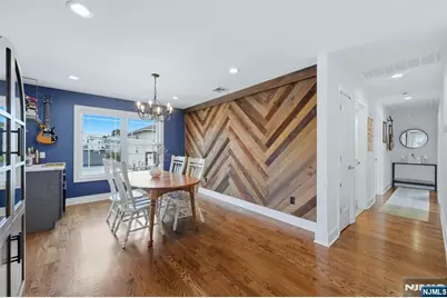 7 Grant Street, Elmwood Park, NJ 07407 - Photo 15