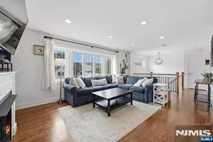 7 Grant St, Elmwood Park, NJ 07407 - Photo 7