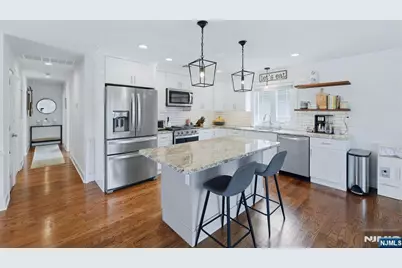 7 Grant Street, Elmwood Park, NJ 07407 - Photo 11