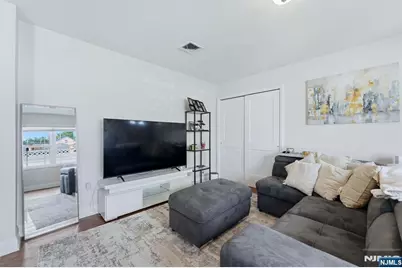 7 Grant Street, Elmwood Park, NJ 07407 - Photo 29