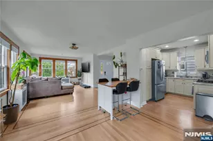 728 Stewart St, Ridgefield, NJ 07657 - Photo 7