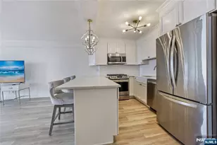 555 North Ave 17L, Fort Lee, NJ 07024 - Photo 3