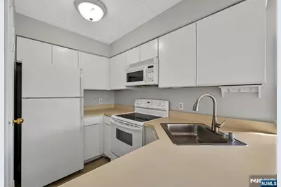 5 Linden Street 5E #5E, Hackensack, NJ 07601 - Photo 5