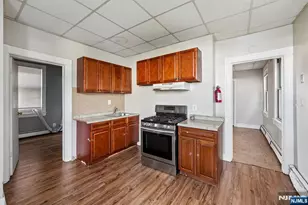 81 George St, Paterson, NJ 07503 - Photo 5