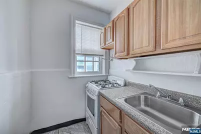 55 Randolph Place 207 #207, Orange, NJ 07052 - Photo 11