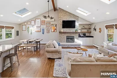 150 Airmont Avenue, Mahwah, NJ 07430 - Photo 21