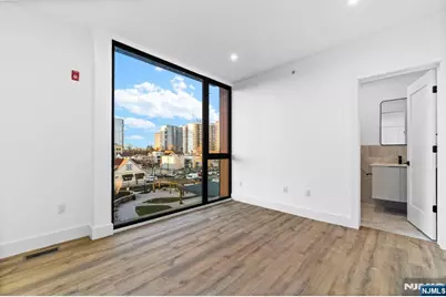 223 Main Street 1 #1, Fort Lee, NJ 07024 - Photo 9