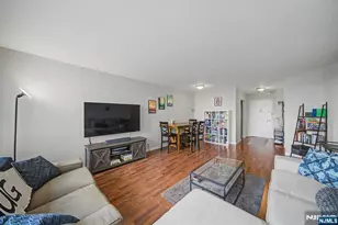 2000 Linwood Ave 12N, Fort Lee, NJ 07024 - Photo 3