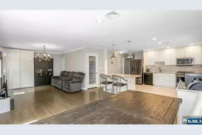 294 Continental Avenue, River Edge, NJ 07661 - Photo 7