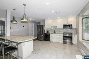 294 Continental Ave, River Edge, NJ 07661 - Photo 5