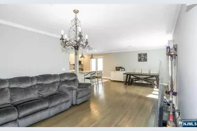 294 Continental Avenue, River Edge, NJ 07661 - Photo 9