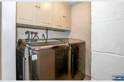 294 Continental Avenue, River Edge, NJ 07661 - Photo 19