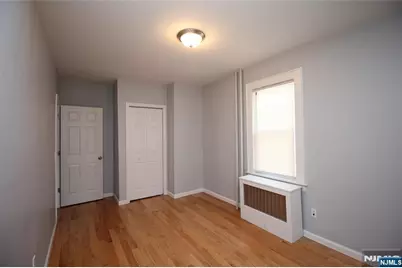 222 Irving Place 4 #4, Lyndhurst Township, NJ 07071 - Photo 7