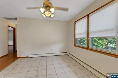 113 Rochelle Parkway 2 #2, Saddle Brook Township, NJ 07663 - Photo 13