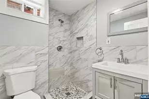 19 Summer St, Lodi, NJ 07644 - Photo 9