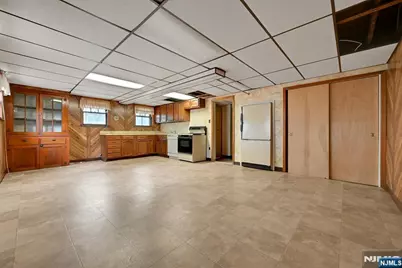 153 Orient Way, Lyndhurst Township, NJ 07071 - Photo 29